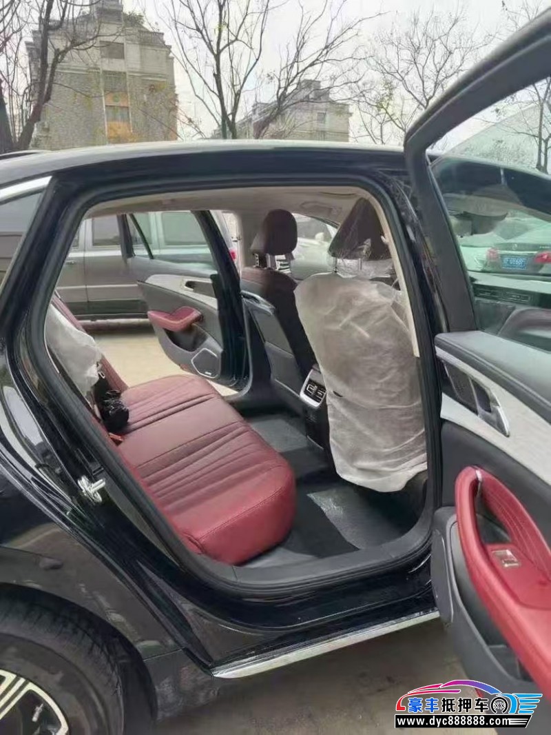 25年红旗H5轿车抵押车出售