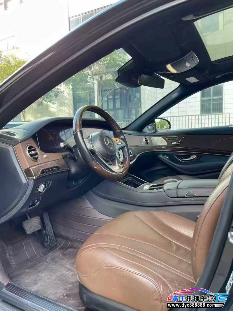 18年奔驰S轿车抵押车出售