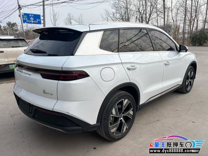 23年比亚迪宋轿车抵押车出售