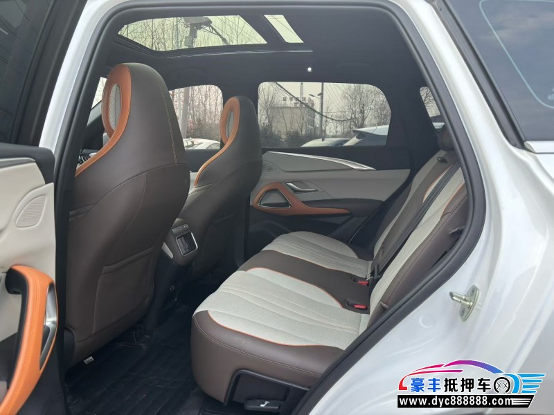 23年比亚迪宋轿车抵押车出售