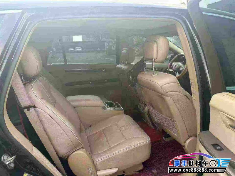 15年奔驰RMPV抵押车出售