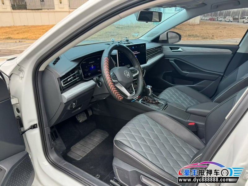 23年大众速腾轿车抵押车出售