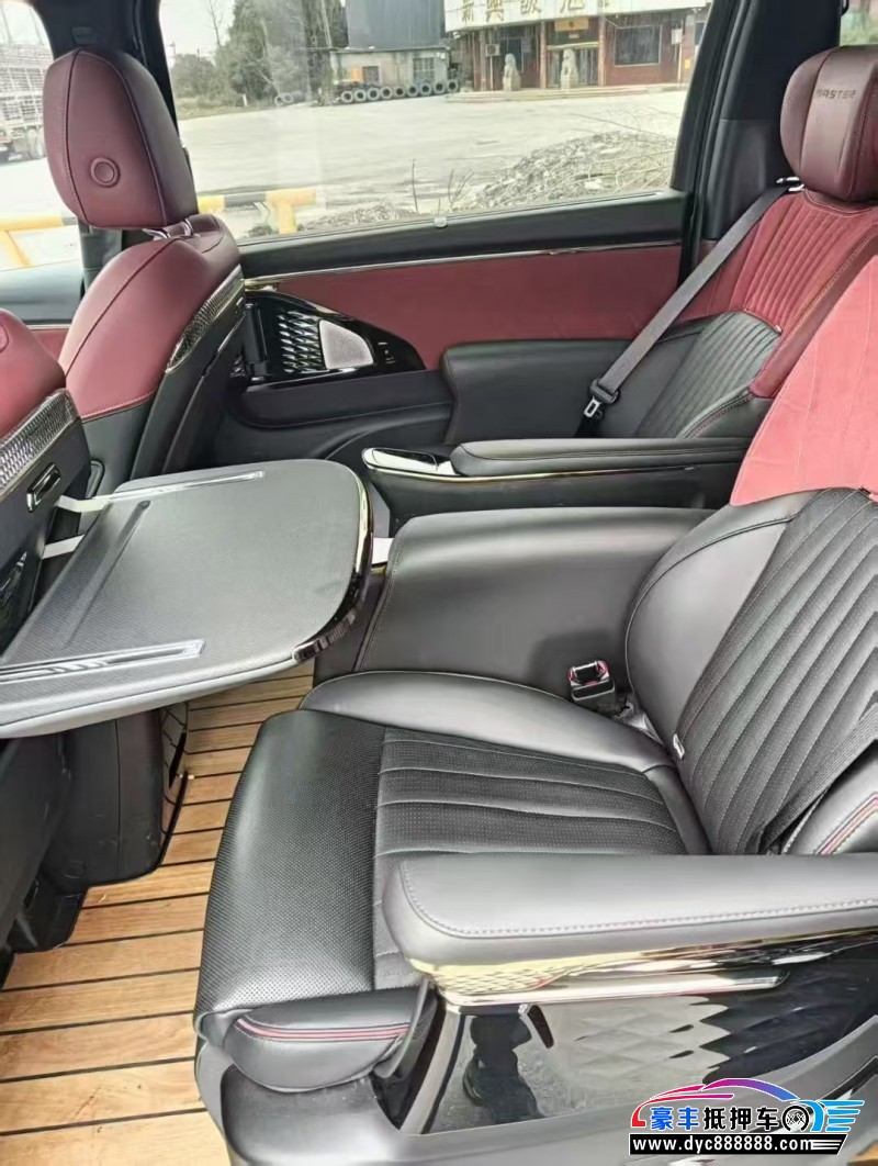 23年传祺M8轿车抵押车出售