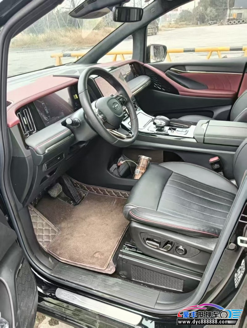 23年传祺M8轿车抵押车出售