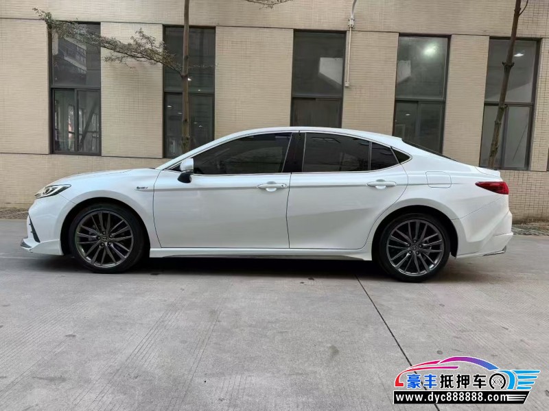 24年丰田凯美瑞轿车抵押车出售