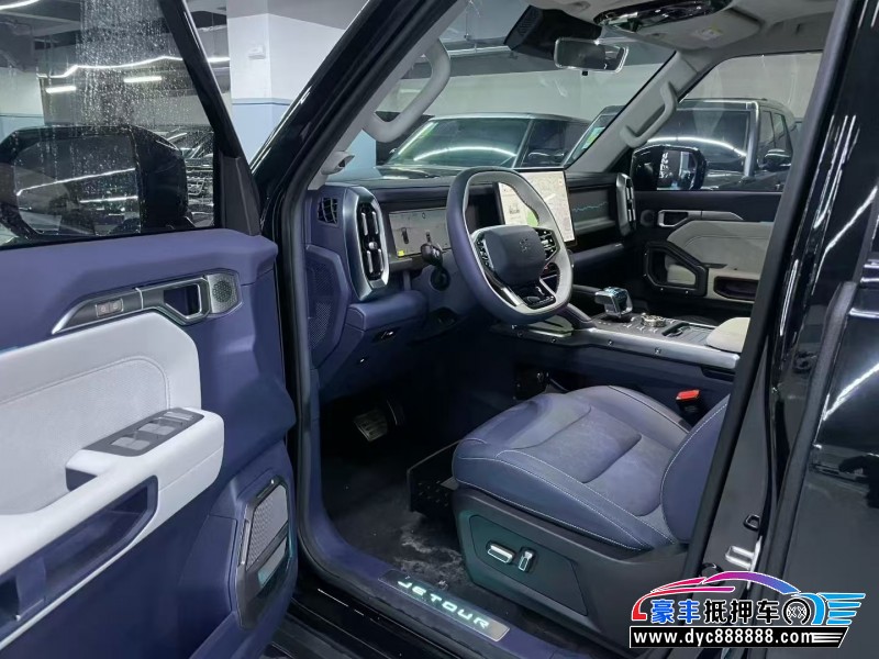 25年捷途旅行者轿车抵押车出售