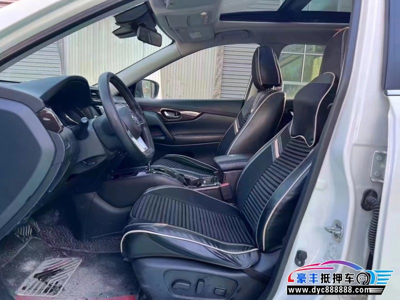 20年日产奇骏轿车抵押车出售