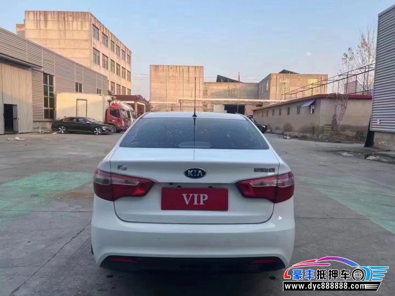 14年起亚K2轿车抵押车出售