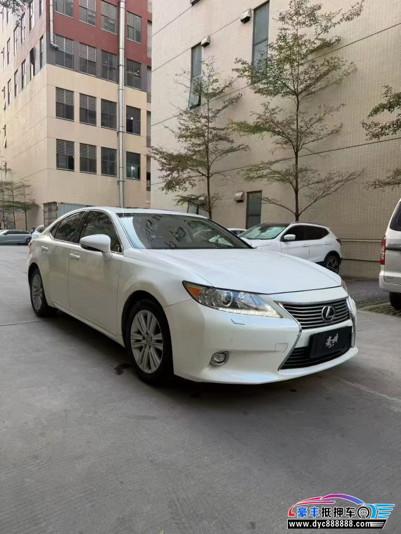 15年雷克萨斯ES轿车抵押车出售