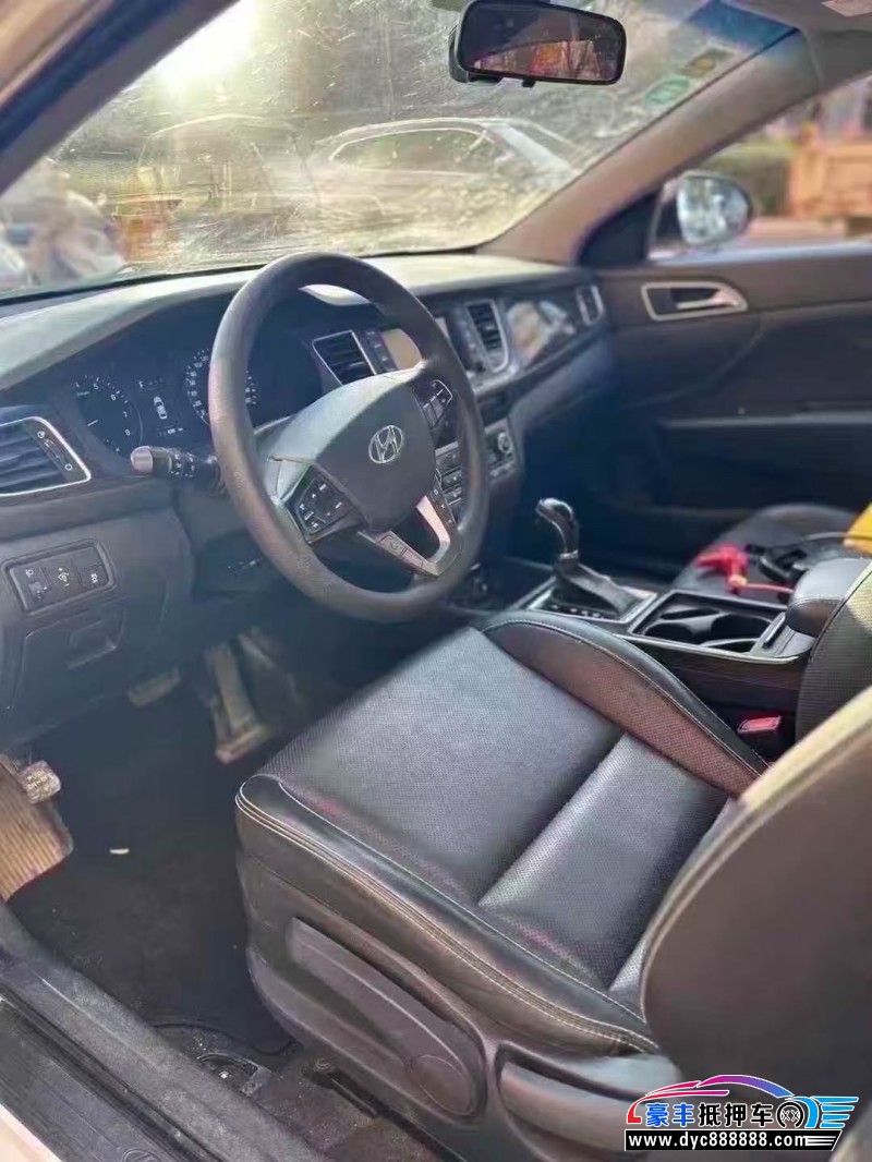 17年现代名图轿车抵押车出售