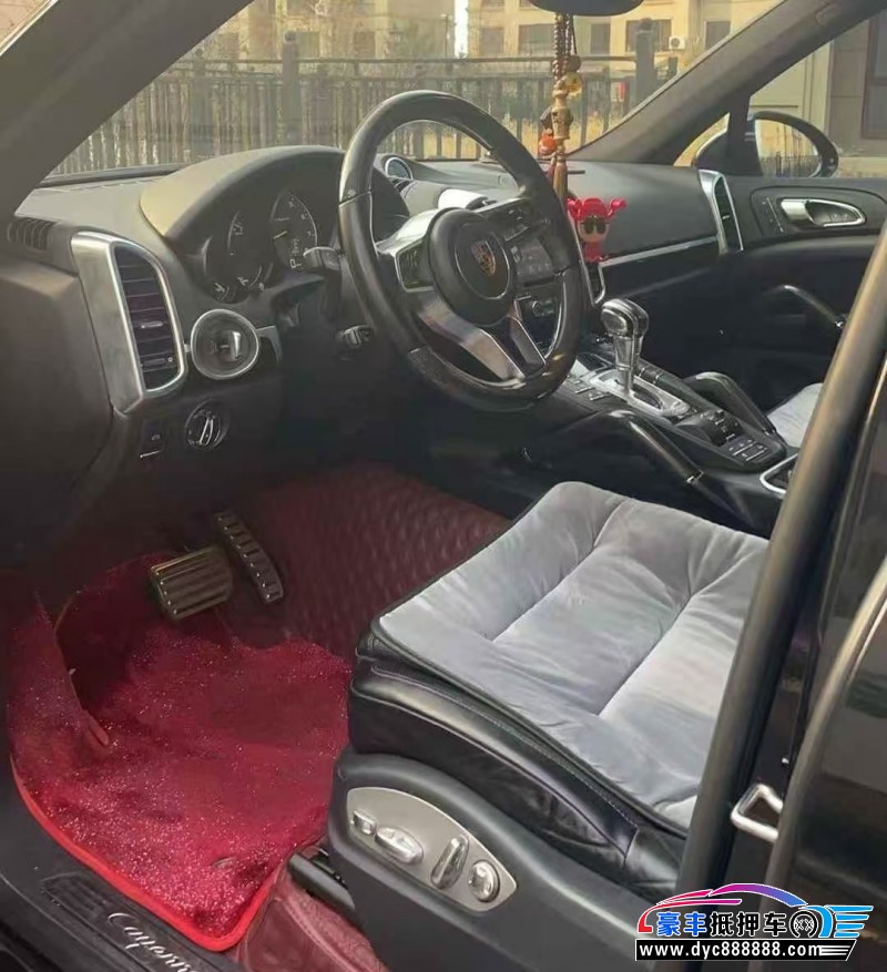 17年保时捷卡宴SUV抵押车出售