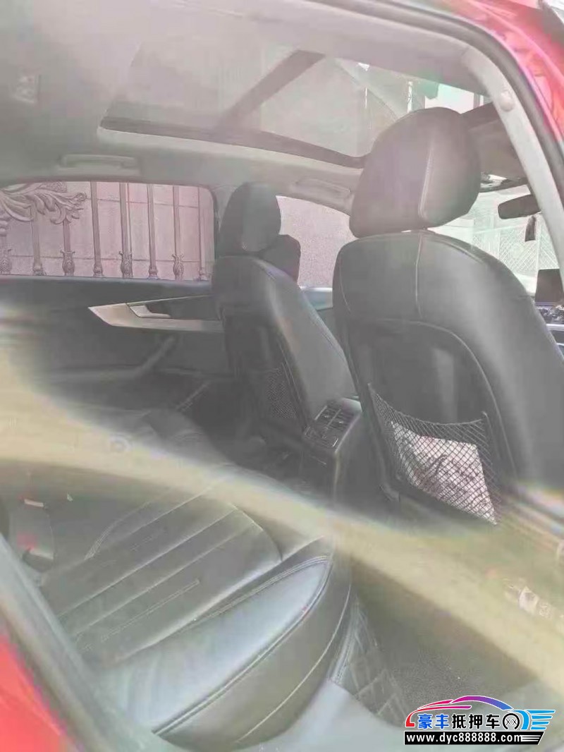 19年奥迪A4L轿车抵押车出售