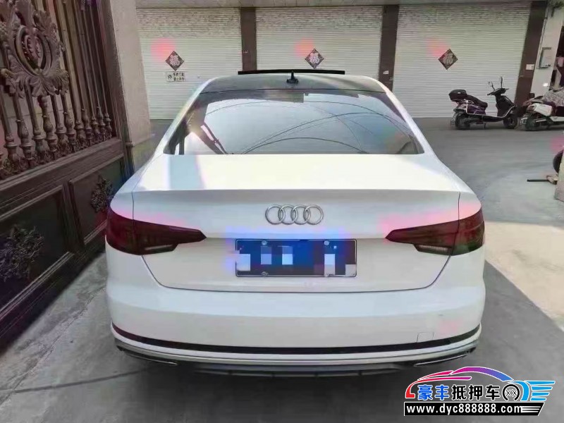 19年奥迪A4L轿车抵押车出售