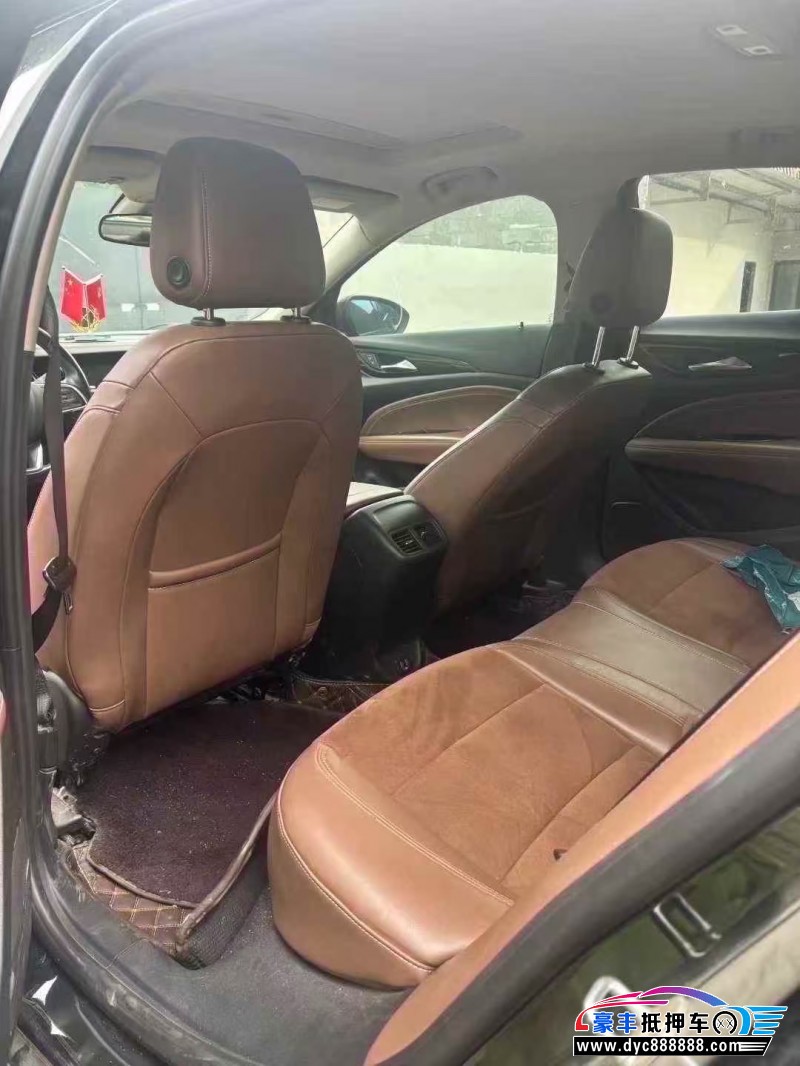 21年别克君威轿车抵押车出售