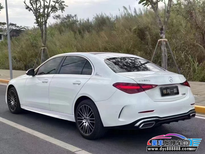 22年奔驰C轿车抵押车出售