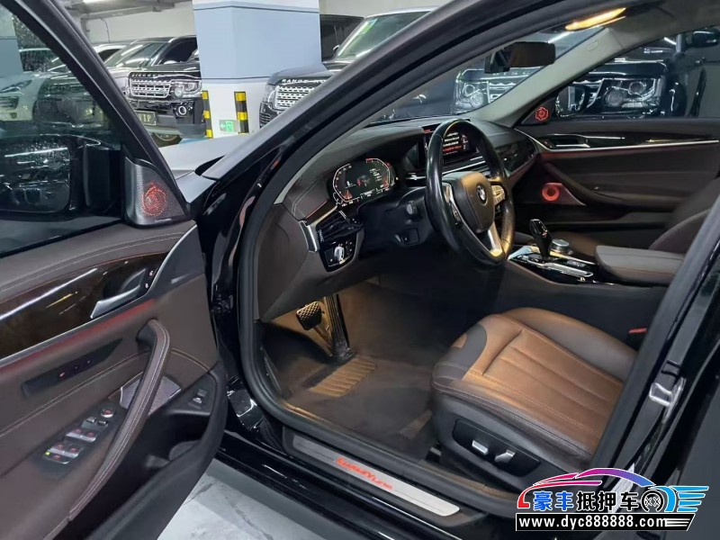 20年宝马5系轿车抵押车出售