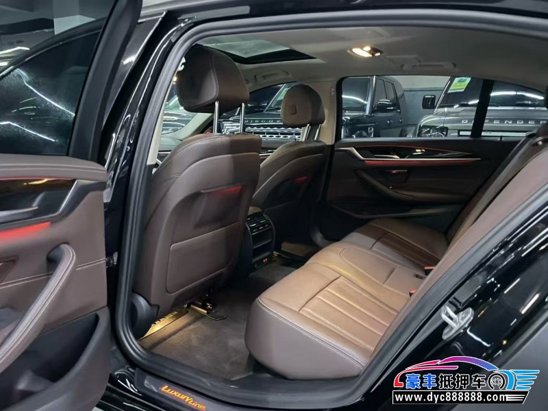 20年宝马5系轿车抵押车出售