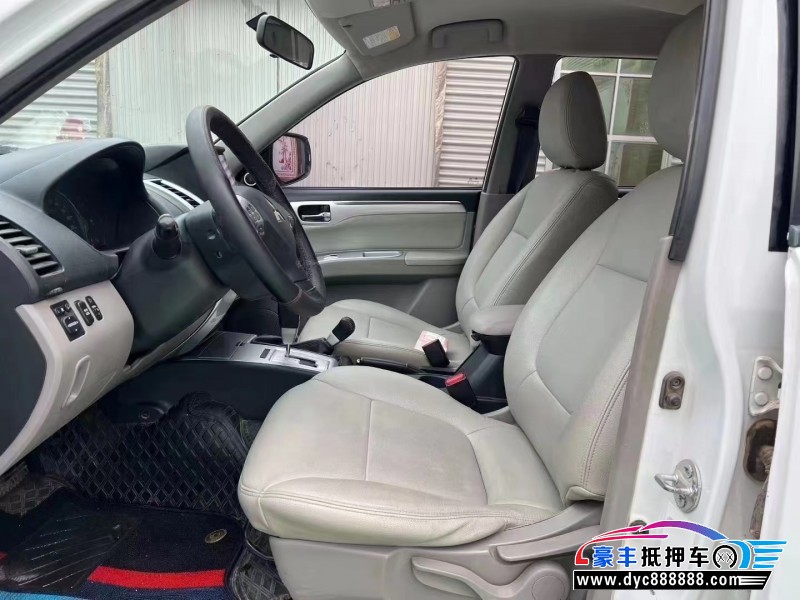 17年三菱帕杰罗轿车抵押车出售