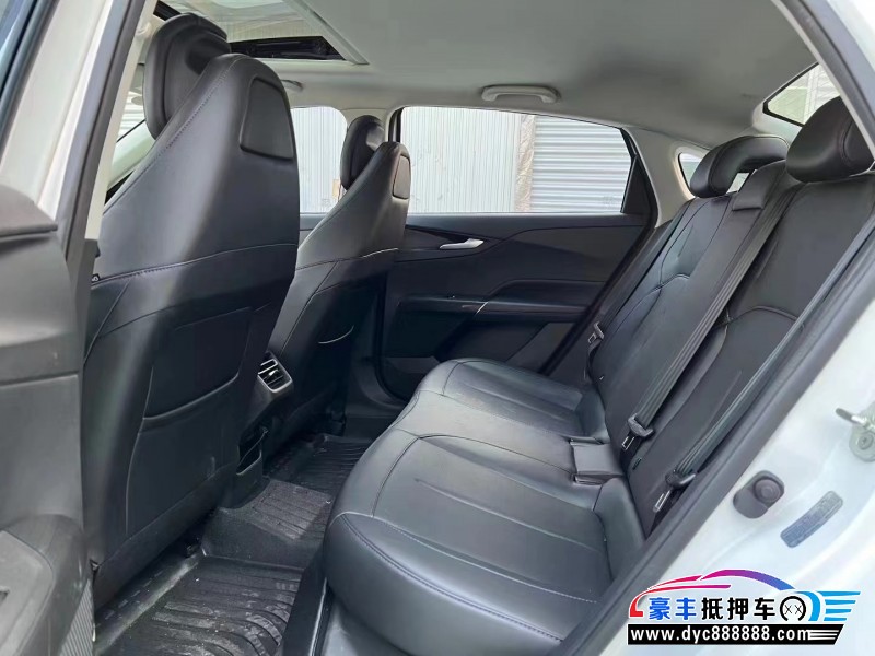 23年长安逸达轿车抵押车出售