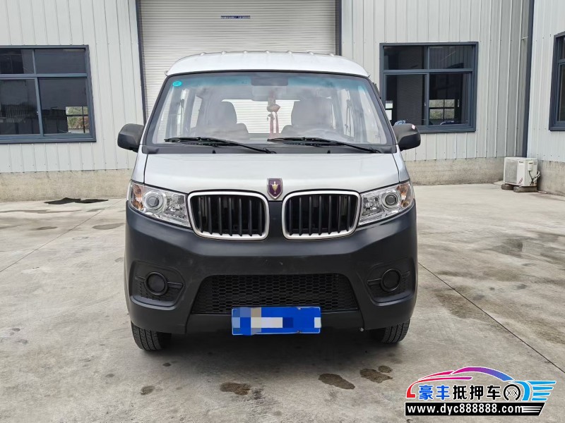 22年金杯小海狮X30轿车抵押车出售