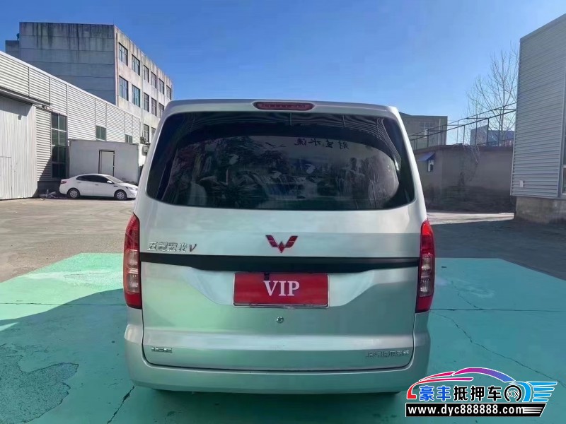 23年五菱汽车五菱宏光轿车抵押车出售