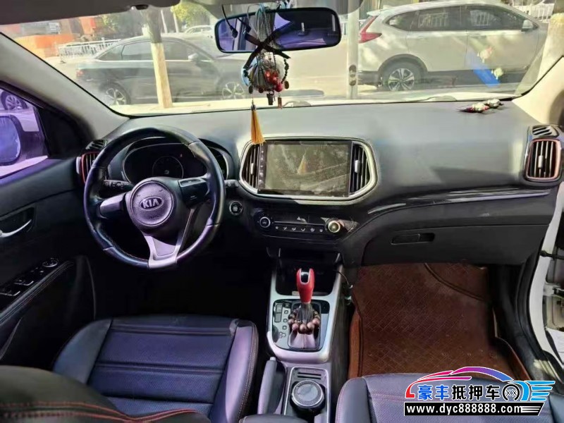 16年起亚KX3轿车抵押车出售