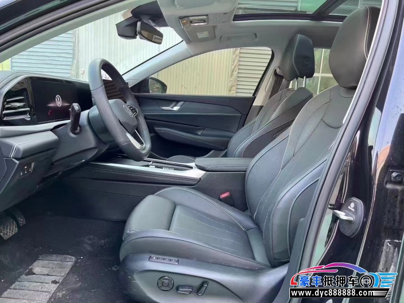 25年大众帕萨特轿车抵押车出售