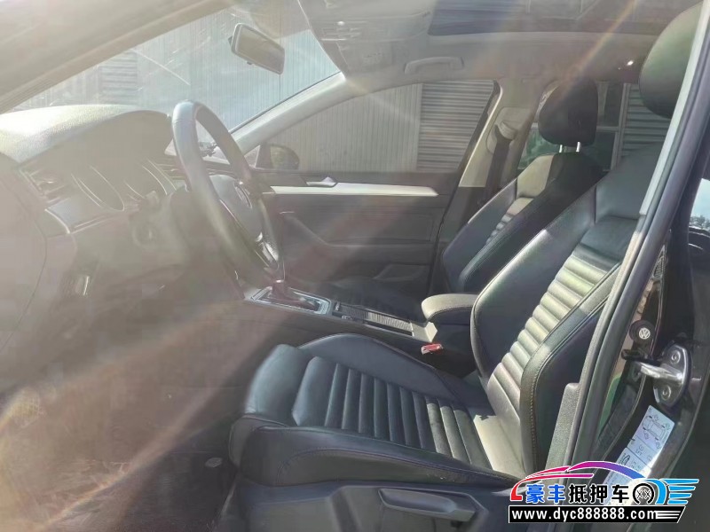 20年大众迈腾轿车抵押车出售