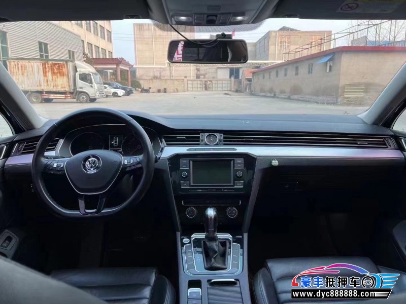 19年大众迈腾轿车抵押车出售