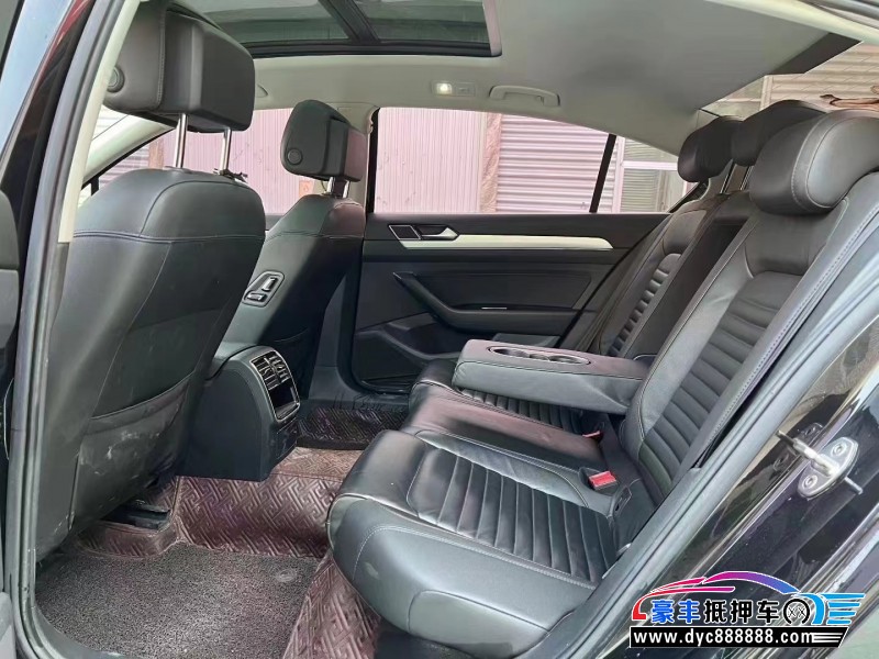 19年大众迈腾轿车抵押车出售