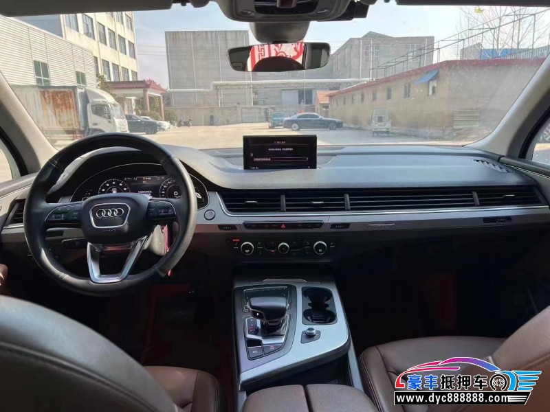 19年奥迪Q7轿车抵押车出售