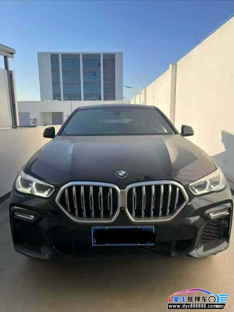 抵押车出售21年宝马X6轿车