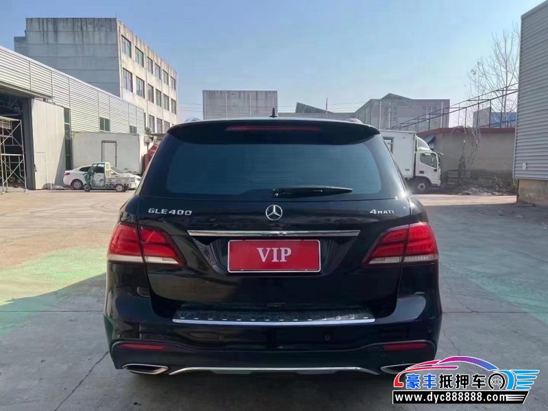 18年奔驰GLE轿车抵押车出售