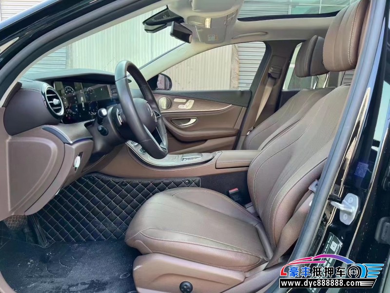 23年奔驰E轿车抵押车出售