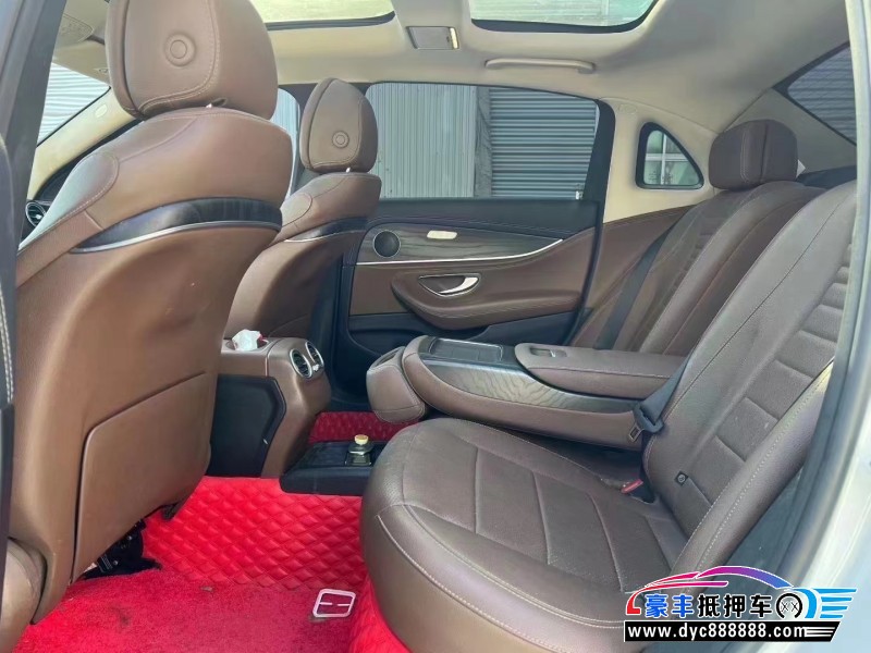 20年奔驰E轿车抵押车出售