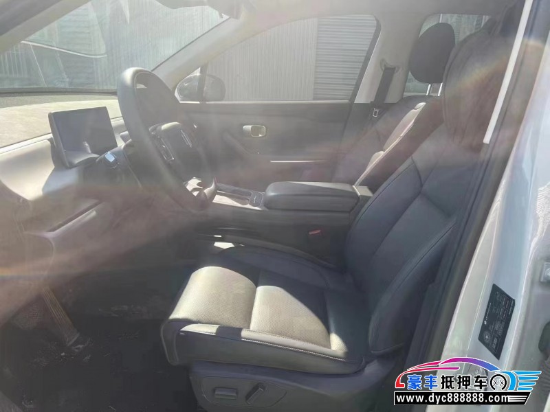 24年零跑C10轿车抵押车出售