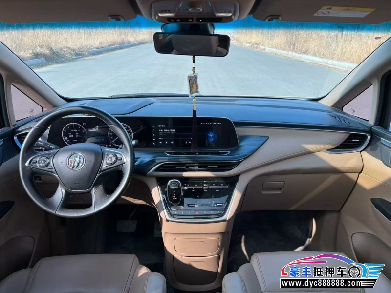 21年别克GL8轿车抵押车出售