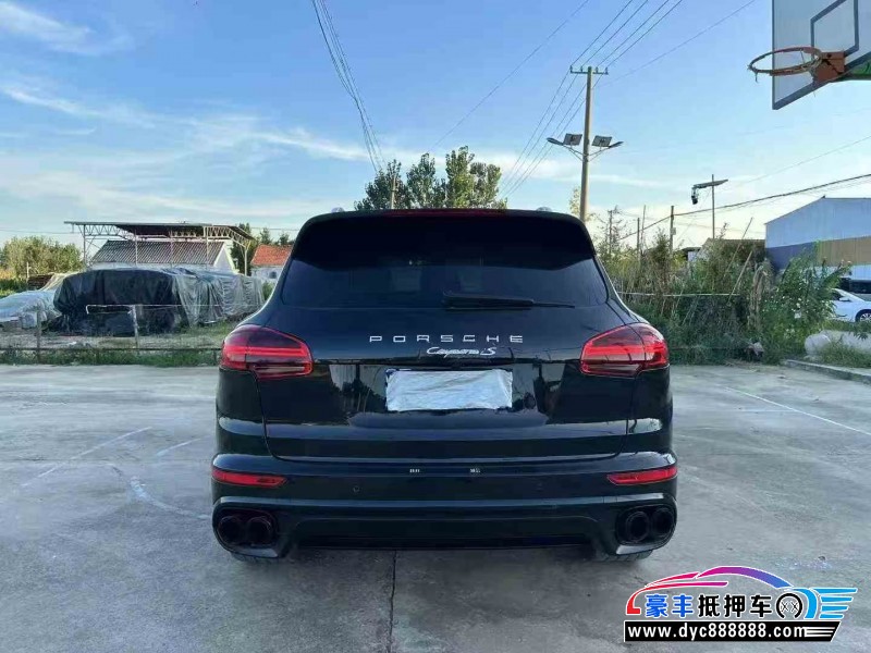 17年保时捷卡宴轿车抵押车出售