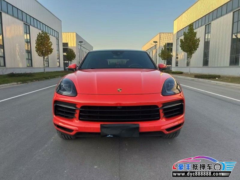 抵押车出售19年保时捷卡宴轿车