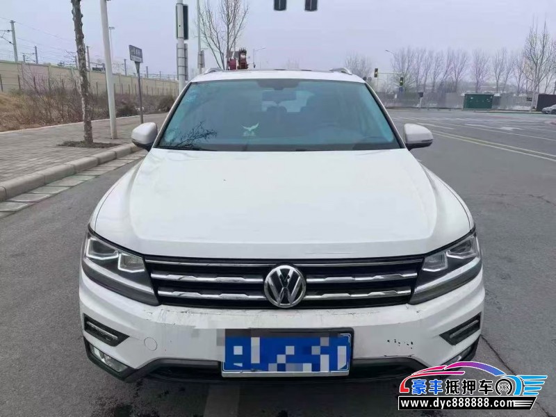 抵押车出售19年大众途观轿车