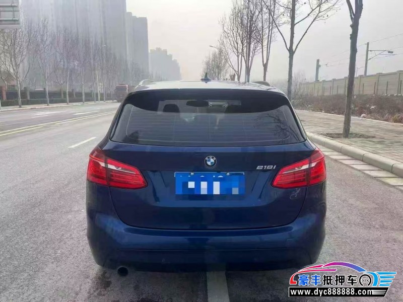 17年宝马2系轿车抵押车出售