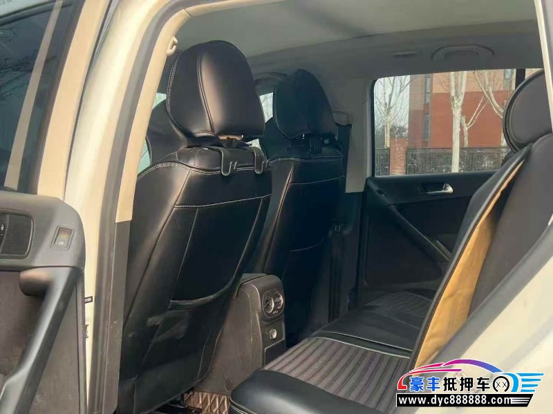 17年大众途观轿车抵押车出售