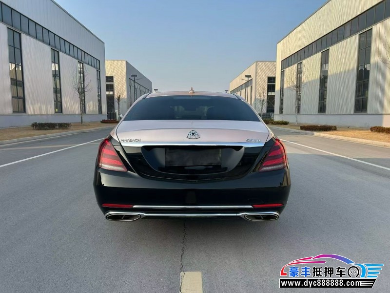 18年奔驰迈巴赫S级轿车抵押车出售