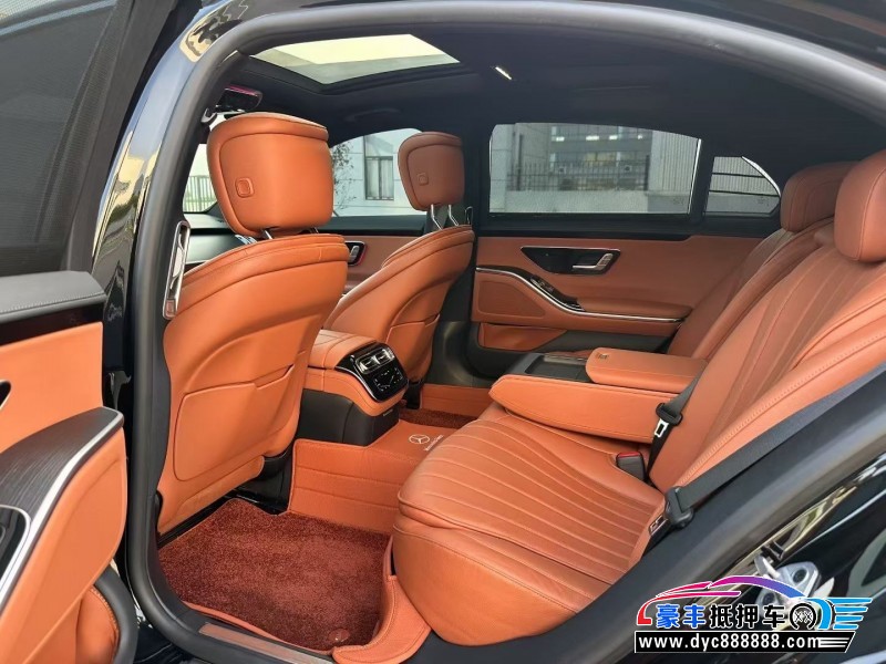 23年奔驰S轿车抵押车出售