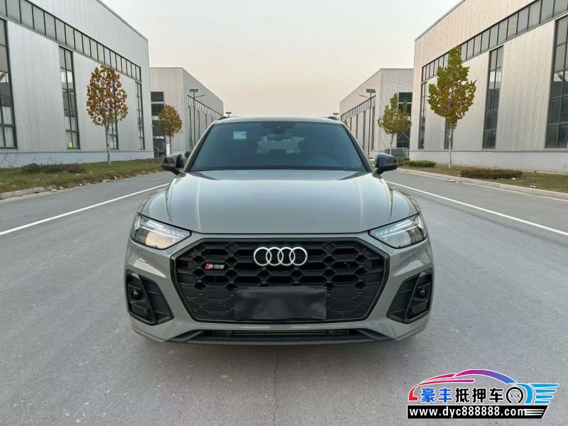 抵押车出售23年奥迪SQ5轿车