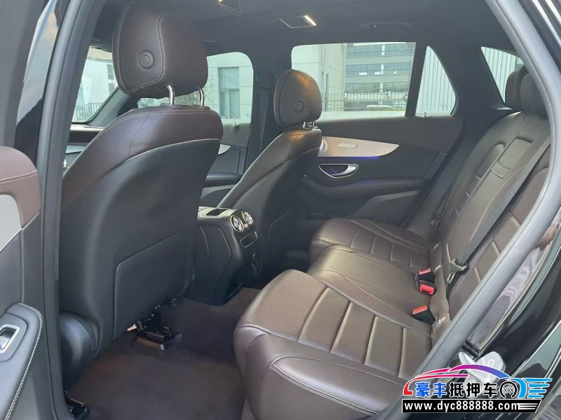 21年奔驰GLC轿车抵押车出售