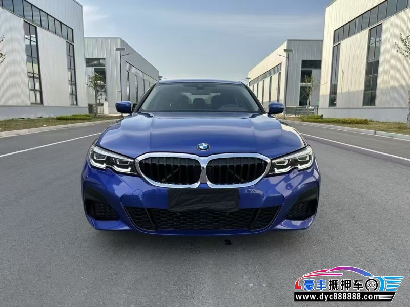 抵押车出售19年宝马3系轿车