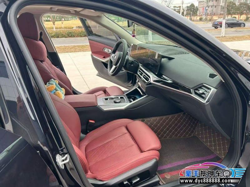 24年宝马3系轿车抵押车出售