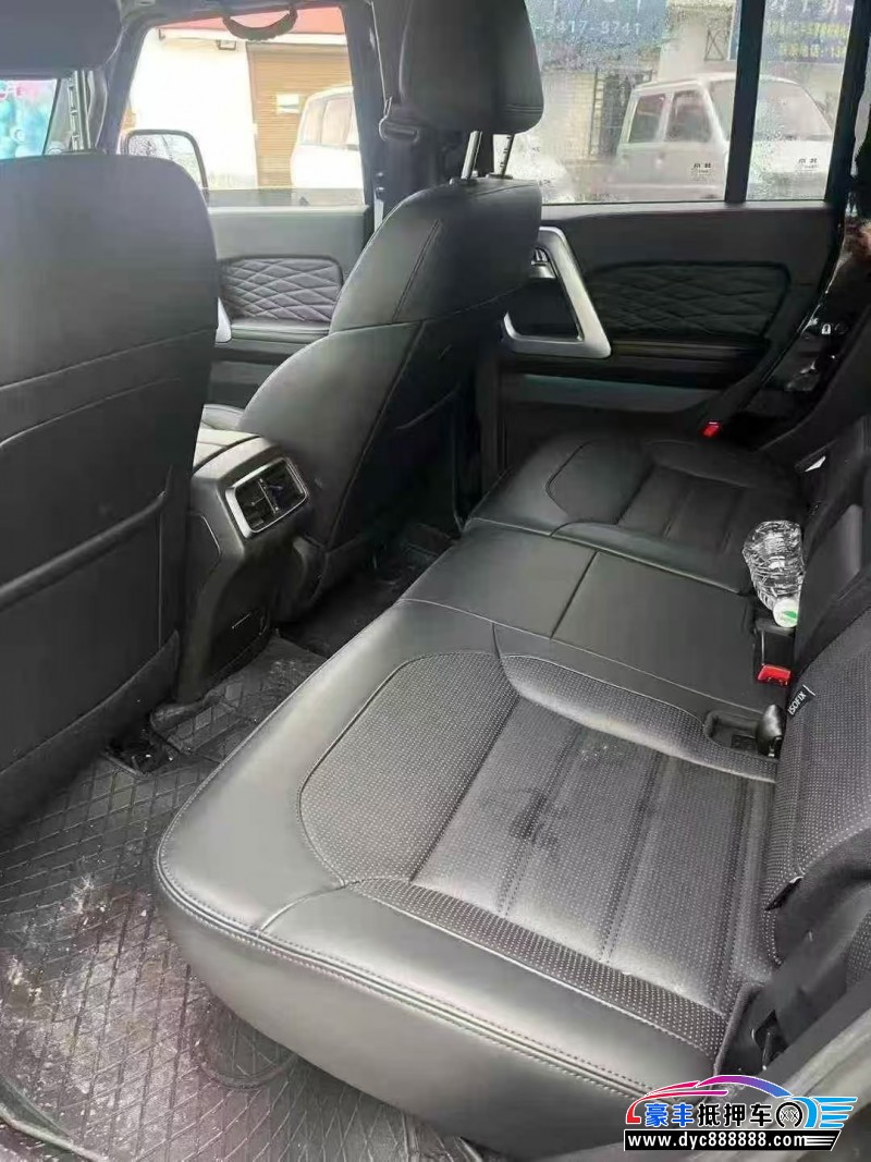 25年北京BJ40轿车抵押车出售