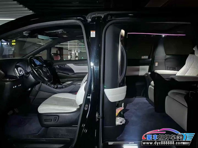 22年雷克萨斯lm轿车抵押车出售